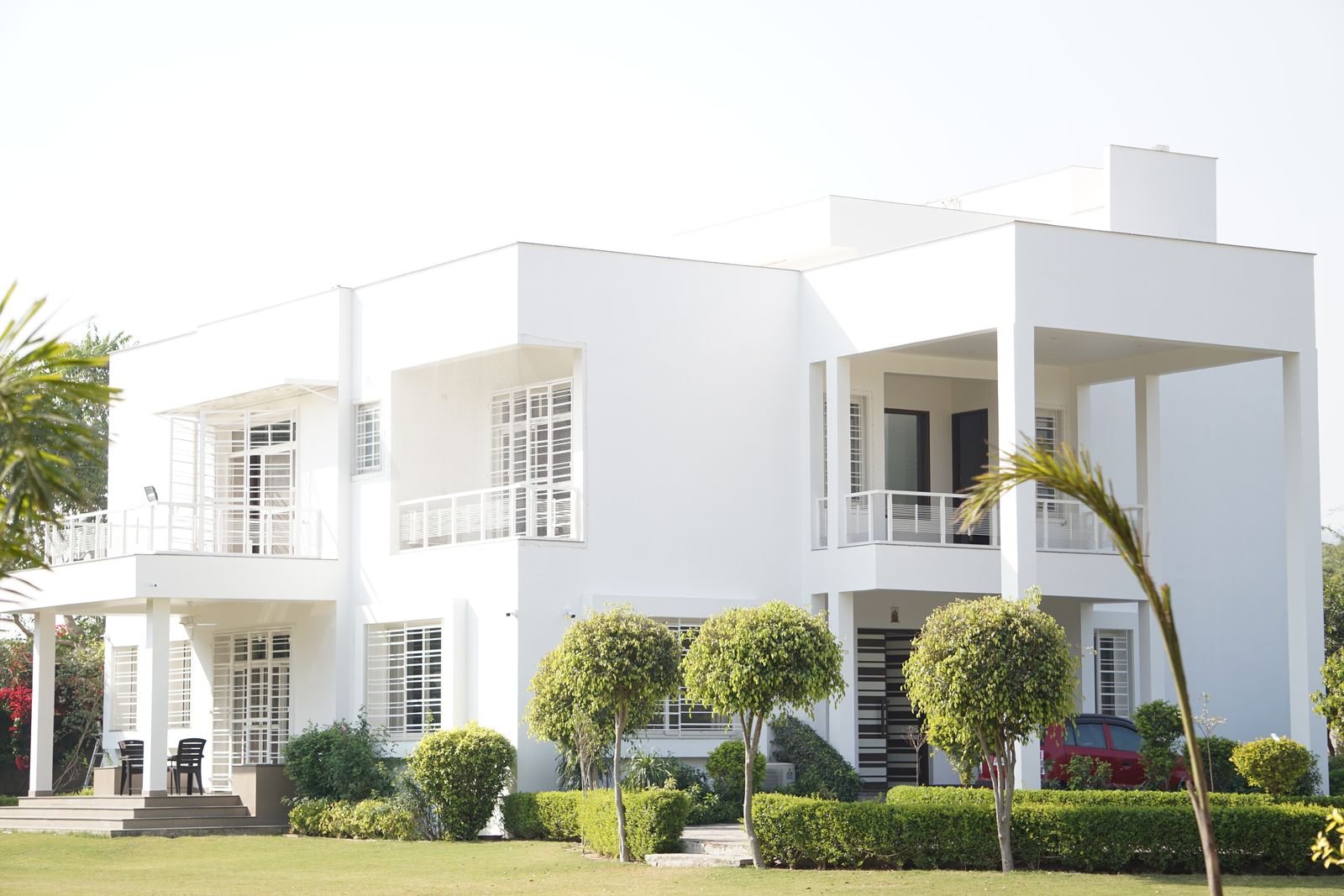 Suryamani The Royal Villa front lawn